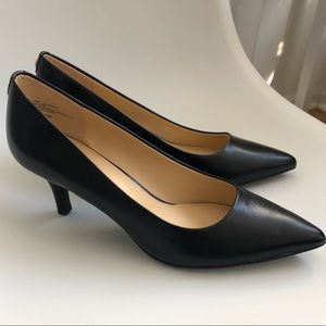 Liz Claiborne Flex Form Black Heels